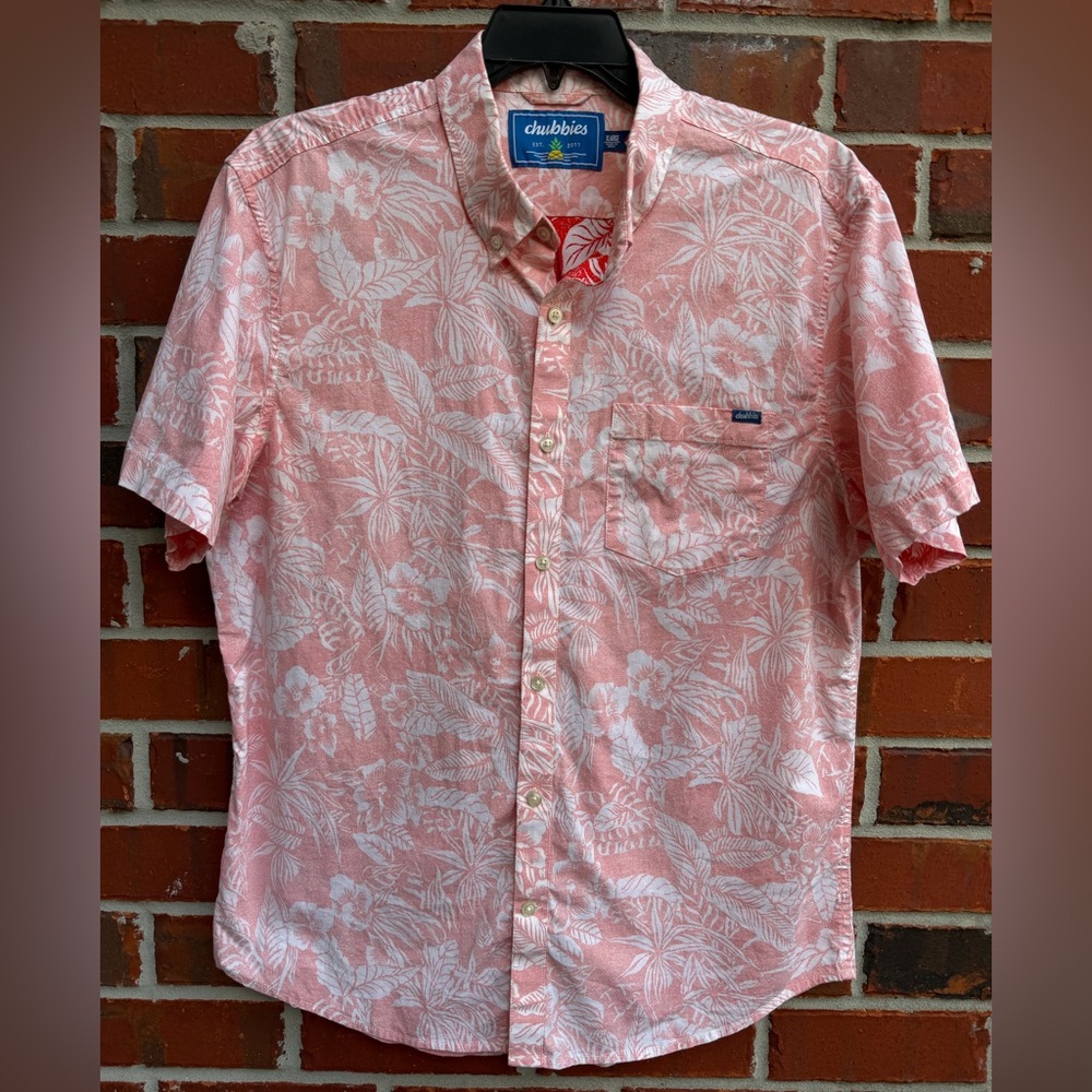 Chubbies Friday Reverse Print Short Sleeve Button Down Floral Hawaiian Shirt T9